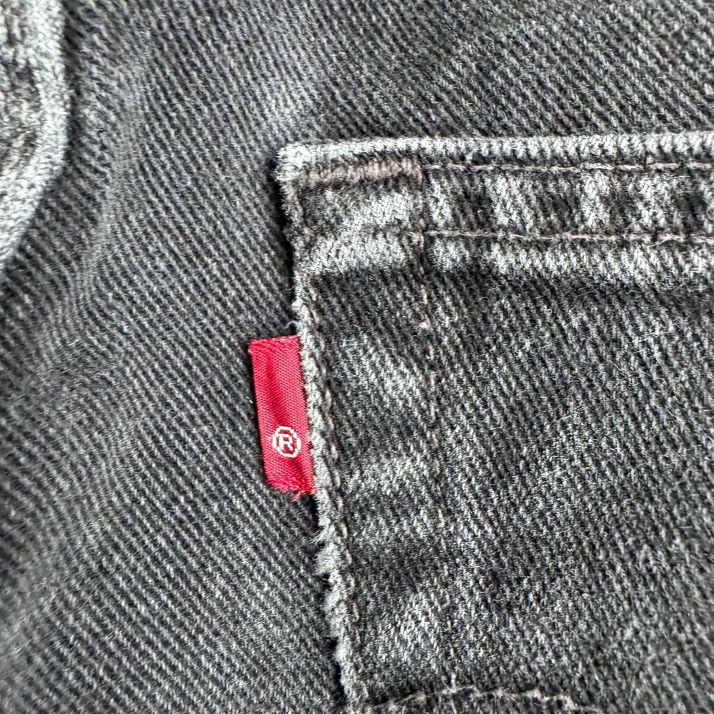 Vintage Levis Jeans Mens 31x32 (Fits 29x28) Black 560‎ Loose Tapered USA Made
